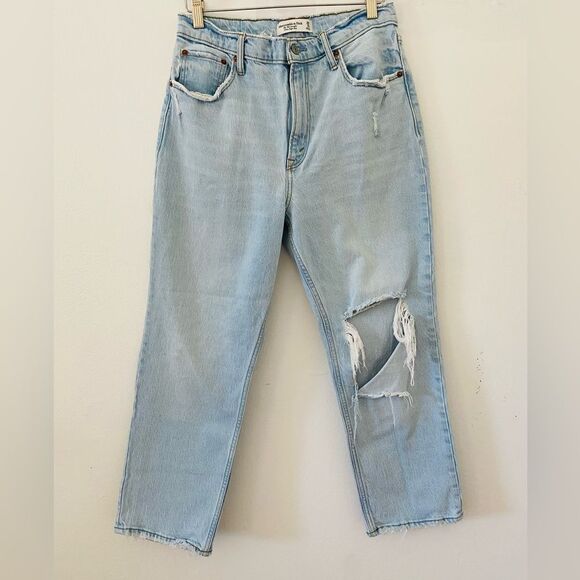 A&F The 90s Straight Ultra high rise Jean Size 8 Extra Short Ripped knee - Picture 2 of 8